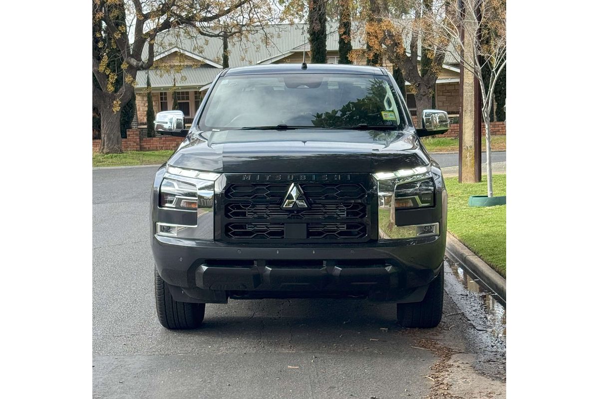 2024 Mitsubishi Triton GLS MV 4X4