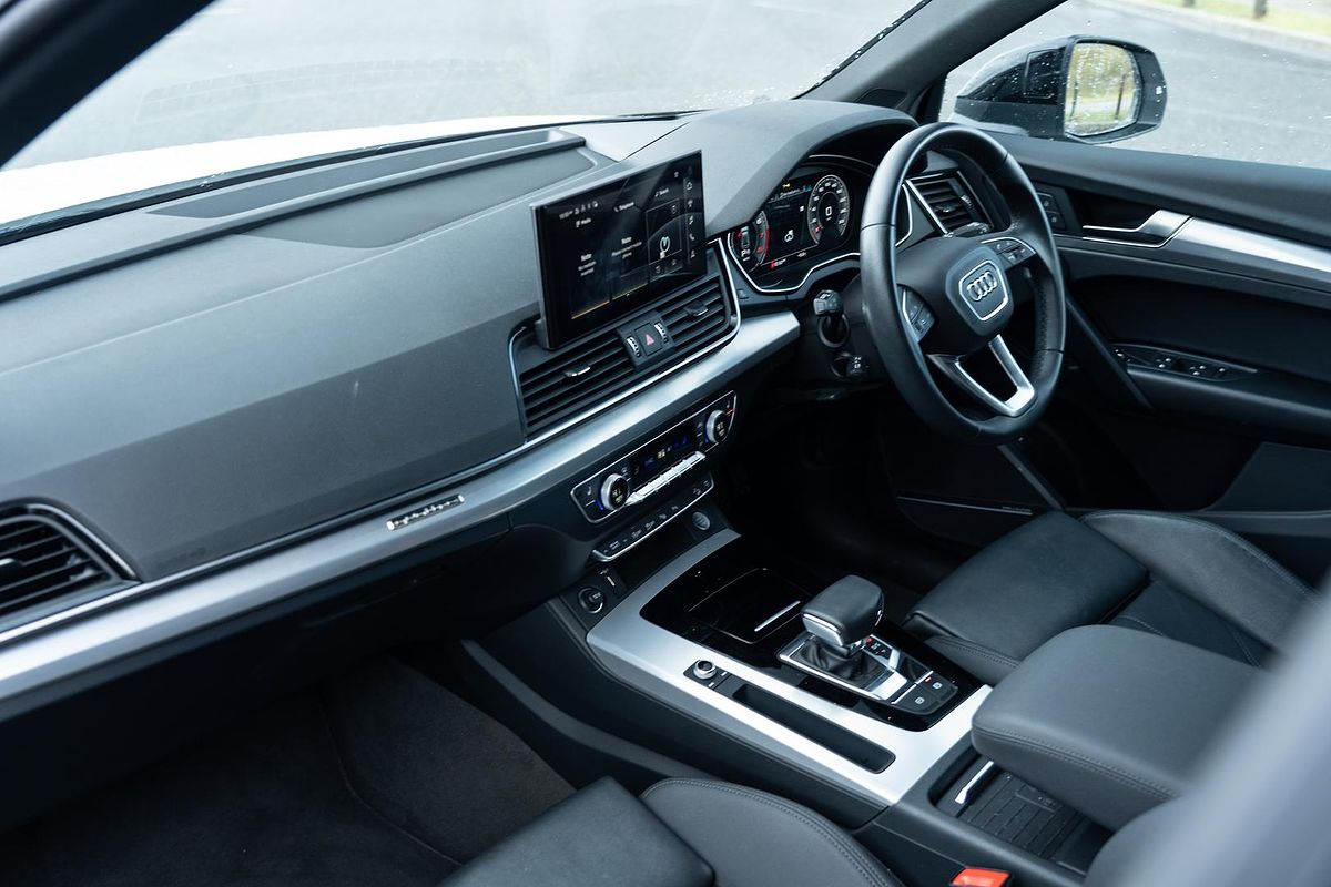 2023 Audi Q5 45 TFSI FY