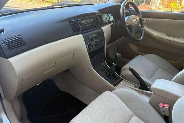 2003 Toyota Corolla Ascent ZZE122R
