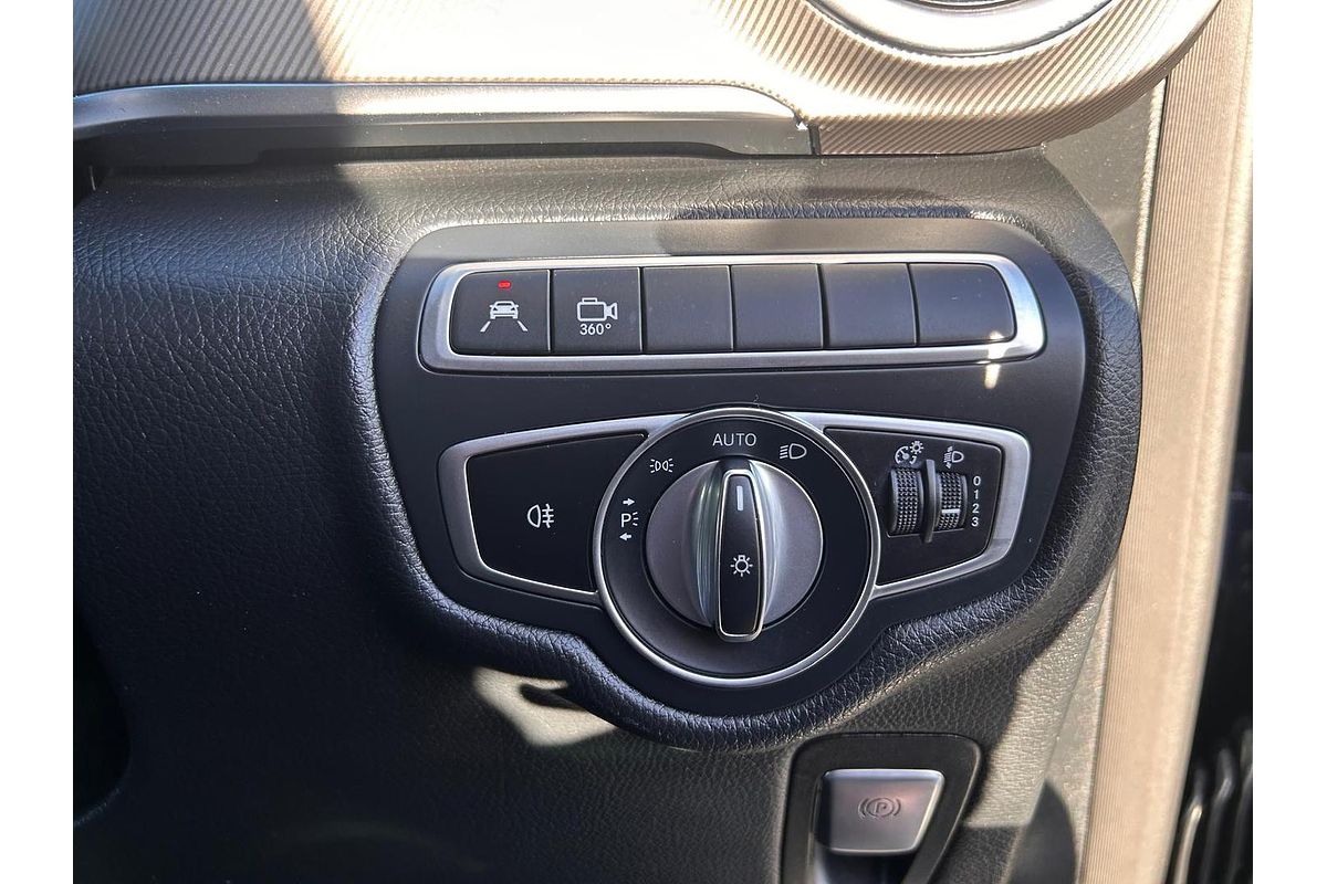 2020 Mercedes-Benz V-Class V220 d 447