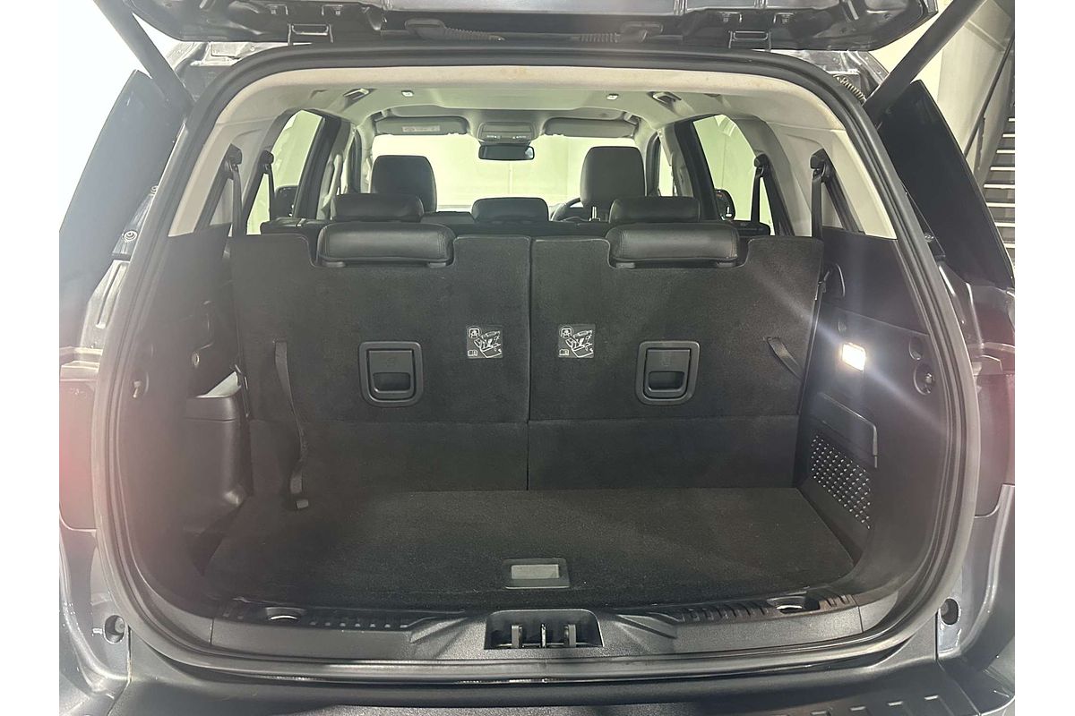 2023 Ford Everest Sport  3.0L