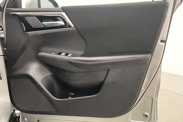 2023 Mitsubishi Outlander LS ZM