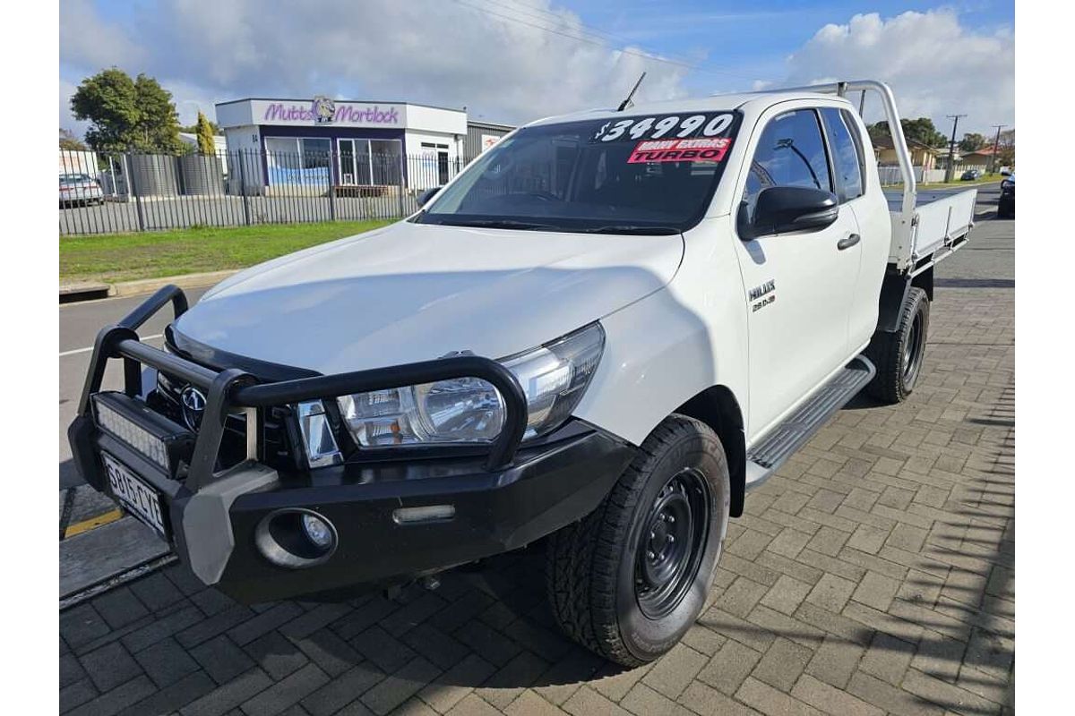 2018 Toyota Hilux SR GUN126R 4X4