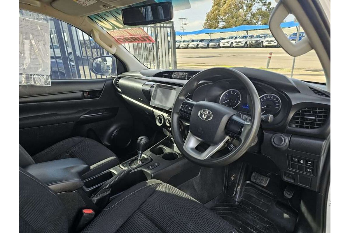 2018 Toyota Hilux SR GUN126R 4X4