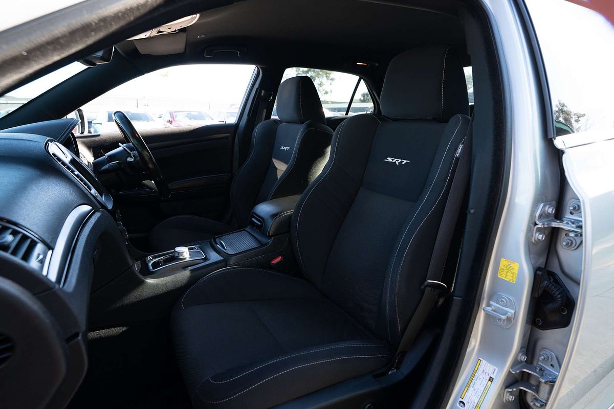 2020 Chrysler 300 SRT Core LX