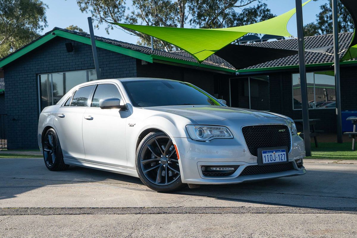 2020 Chrysler 300 SRT Core LX
