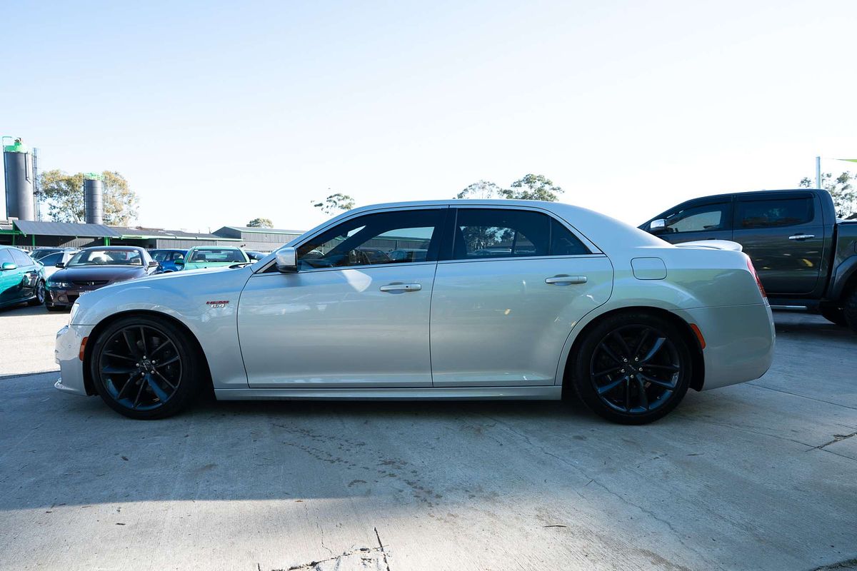 2020 Chrysler 300 SRT Core LX