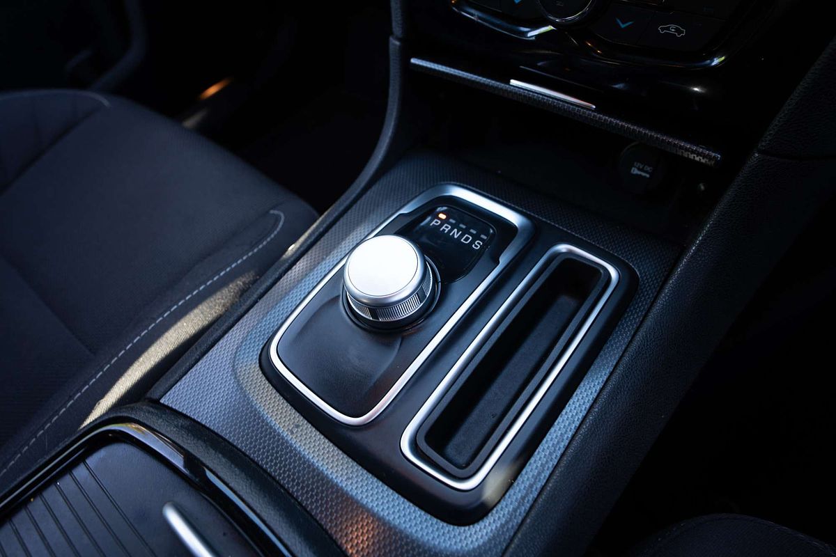 2020 Chrysler 300 SRT Core LX