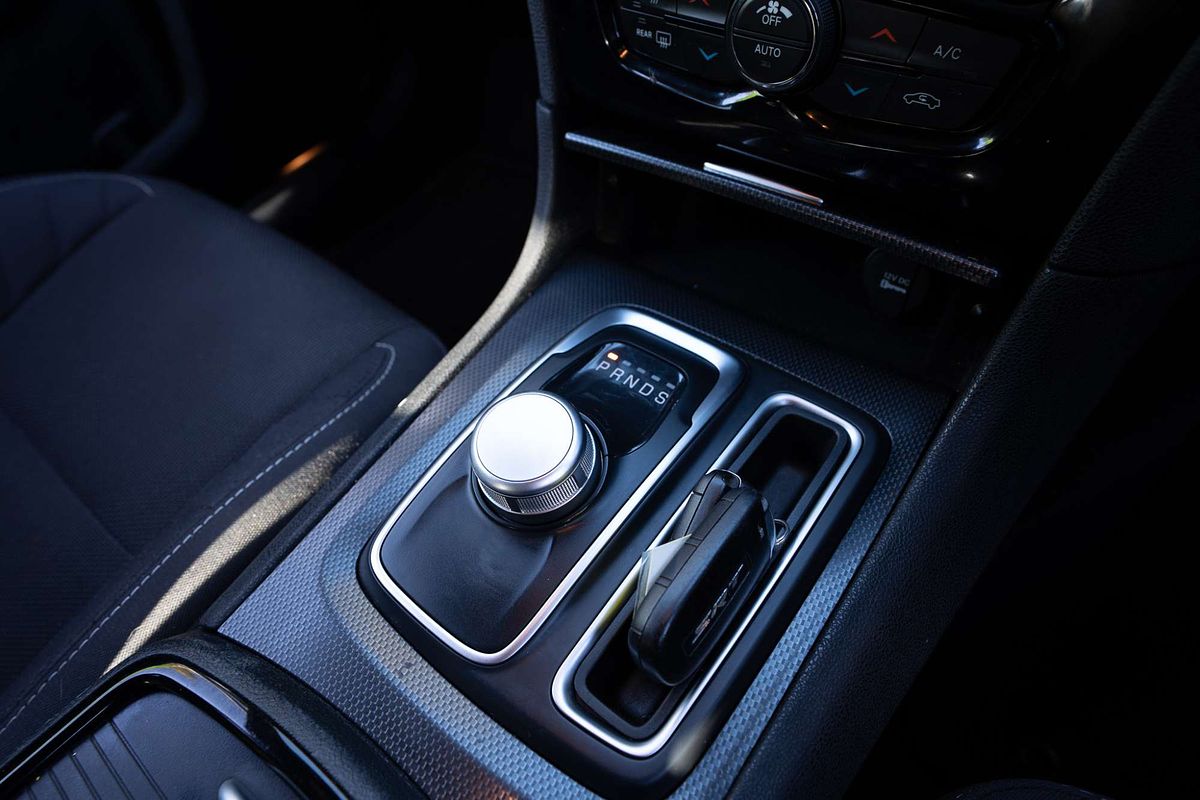 2020 Chrysler 300 SRT Core LX