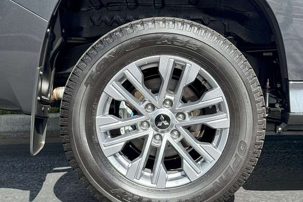 2024 Mitsubishi Pajero Sport GLX QF