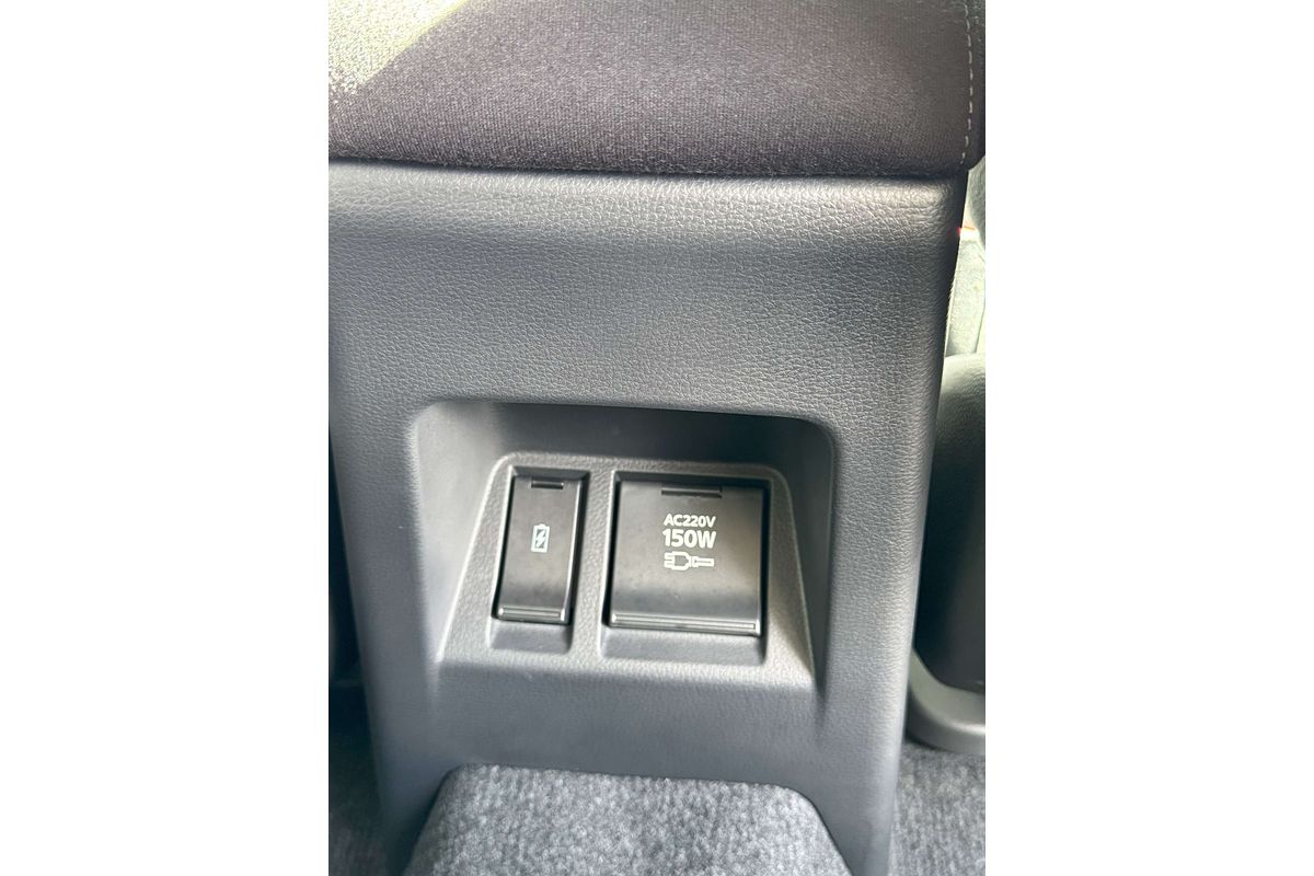 2024 Mitsubishi Pajero Sport GLX QF