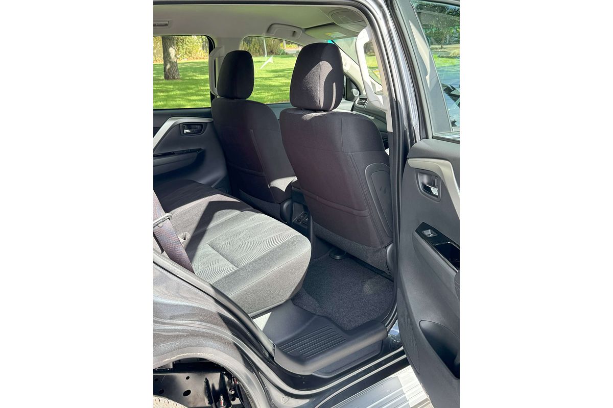2024 Mitsubishi Pajero Sport GLX QF
