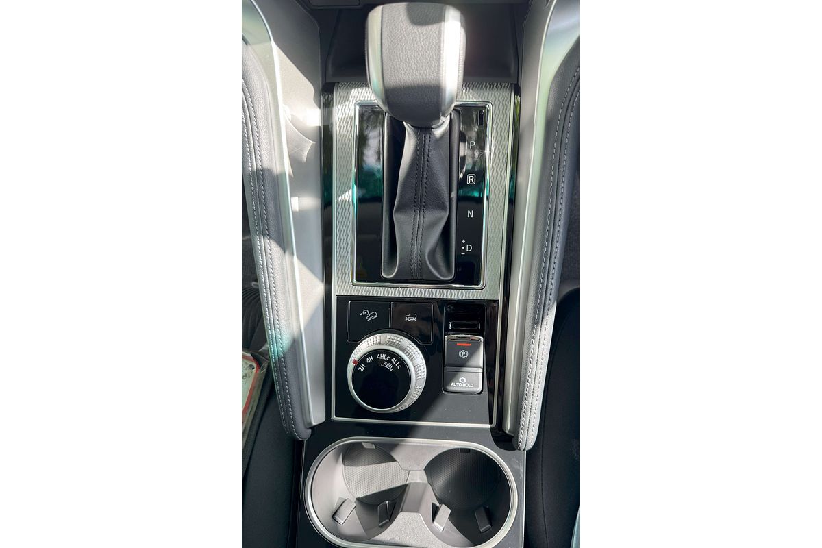 2024 Mitsubishi Pajero Sport GLX QF