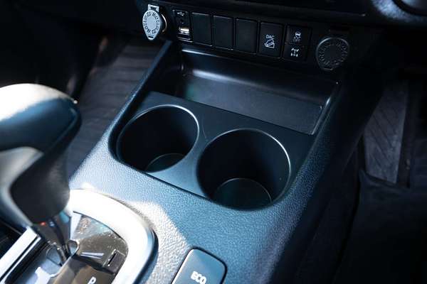 2022 Toyota Hilux SR5 GUN126R 4X4