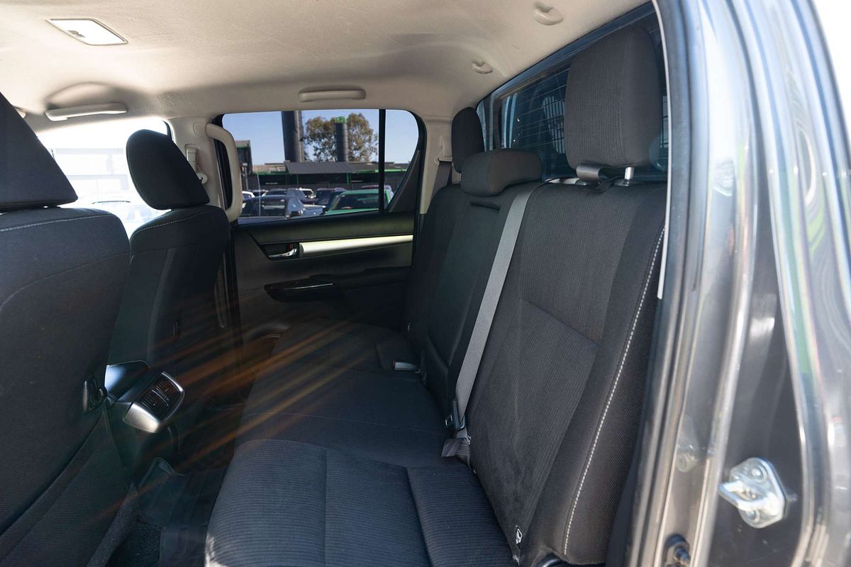 2022 Toyota Hilux SR5 GUN126R 4X4