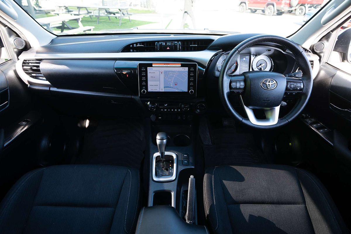 2022 Toyota Hilux SR5 GUN126R 4X4