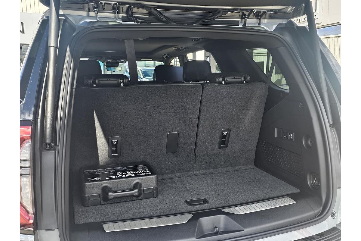 2025 GMC Yukon Denali T1