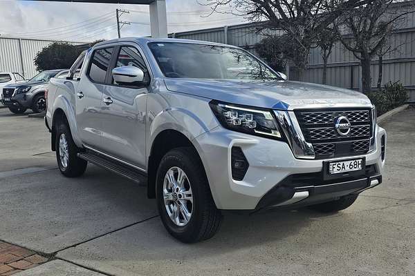 2024 Nissan Navara ST D23 4X4