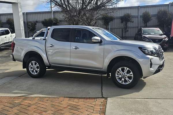 2024 Nissan Navara ST D23 4X4