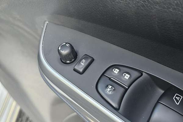 2024 Nissan Navara ST D23 4X4
