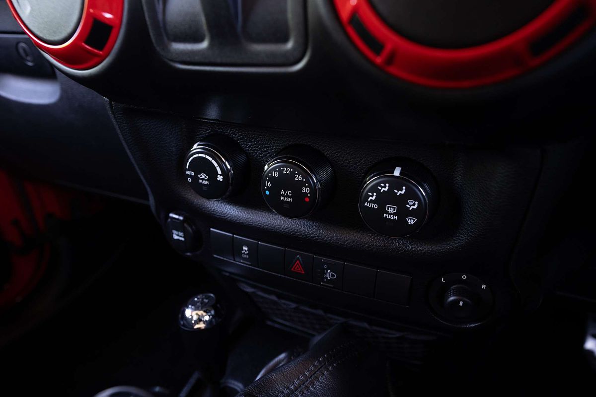 2015 Jeep Wrangler Sport JK