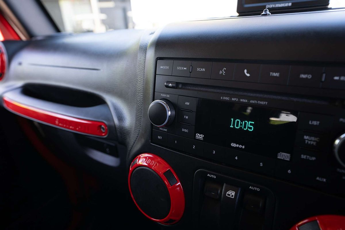 2015 Jeep Wrangler Sport JK