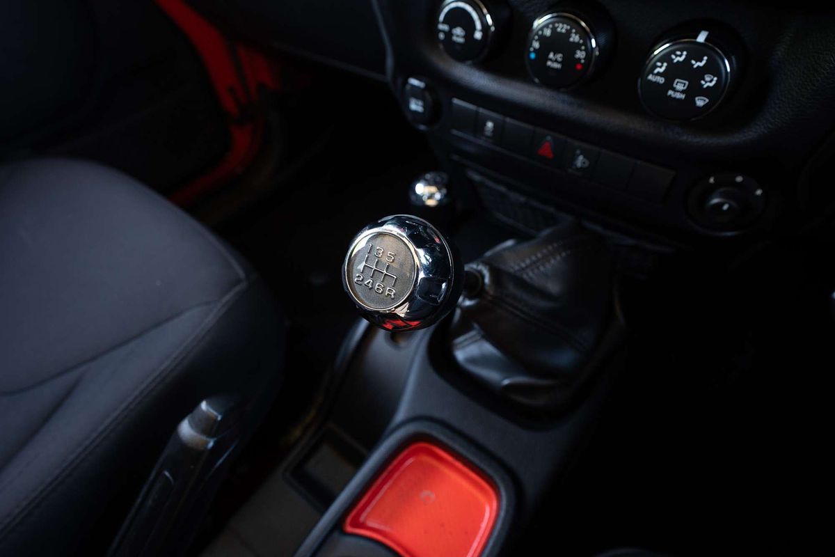 2015 Jeep Wrangler Sport JK