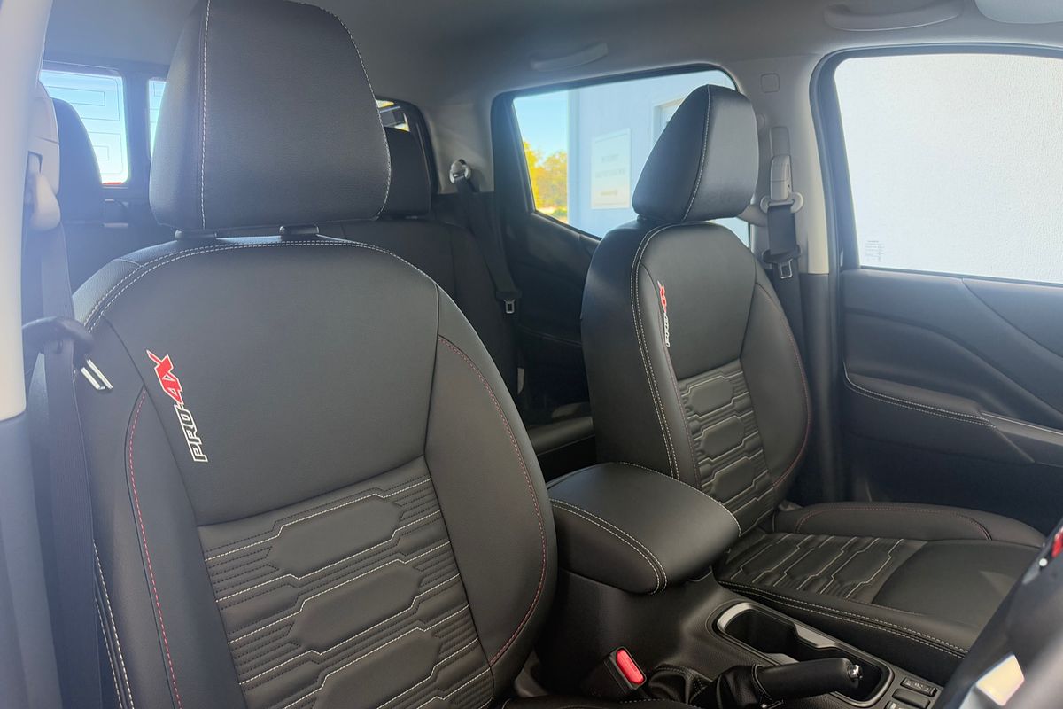 2025 Nissan Navara PRO-4X D23 4X4