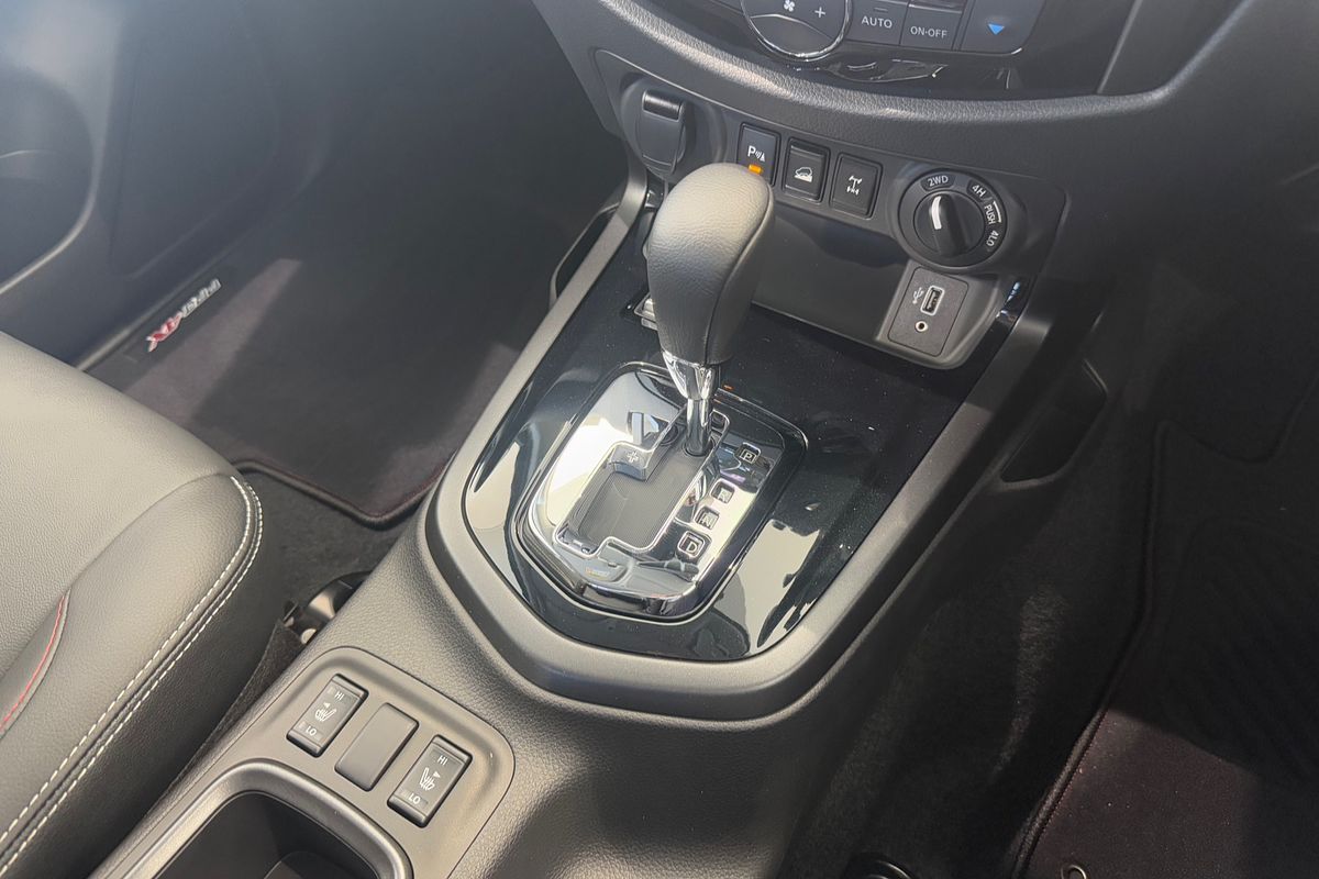 2025 Nissan Navara PRO-4X D23 4X4