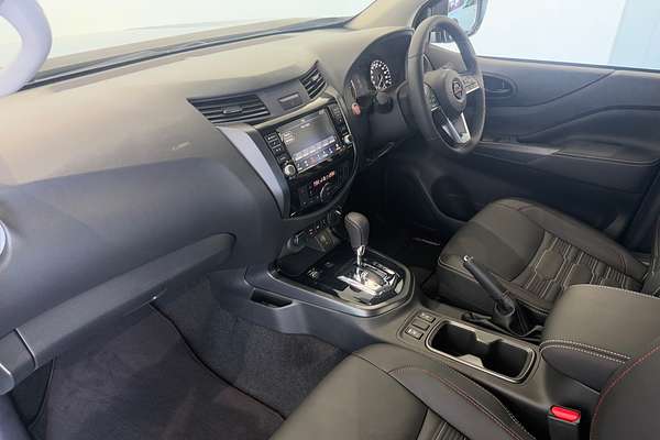 2025 Nissan Navara PRO-4X D23 4X4