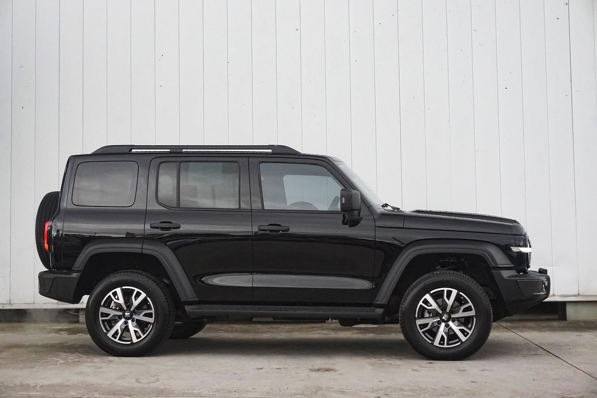 2023 GWM Tank 300 Ultra Hybrid P01