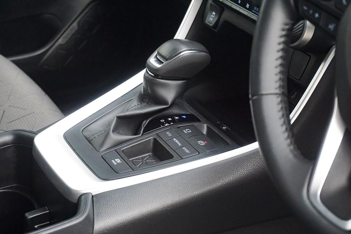 2021 Toyota RAV4 GXL AXAH52R