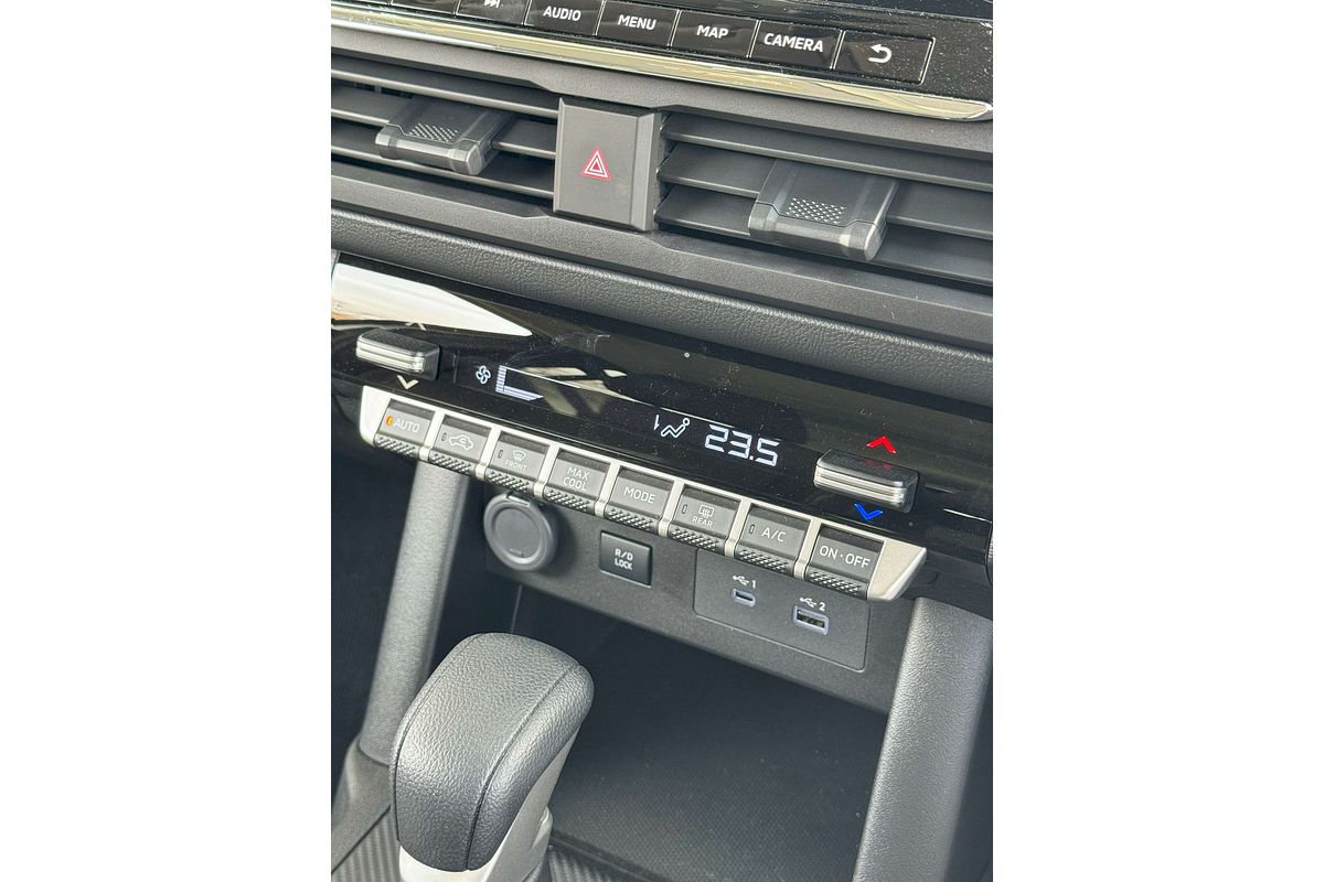 2024 Mitsubishi Triton GLX MV 4X4