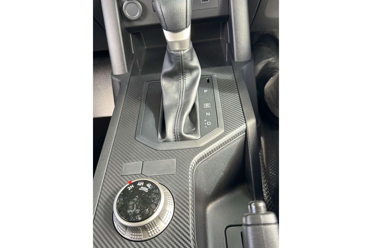 2024 Mitsubishi Triton GLX MV 4X4