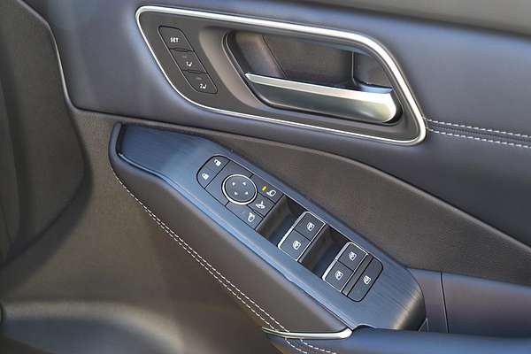 2024 Nissan QASHQAI TI e-POWER J12