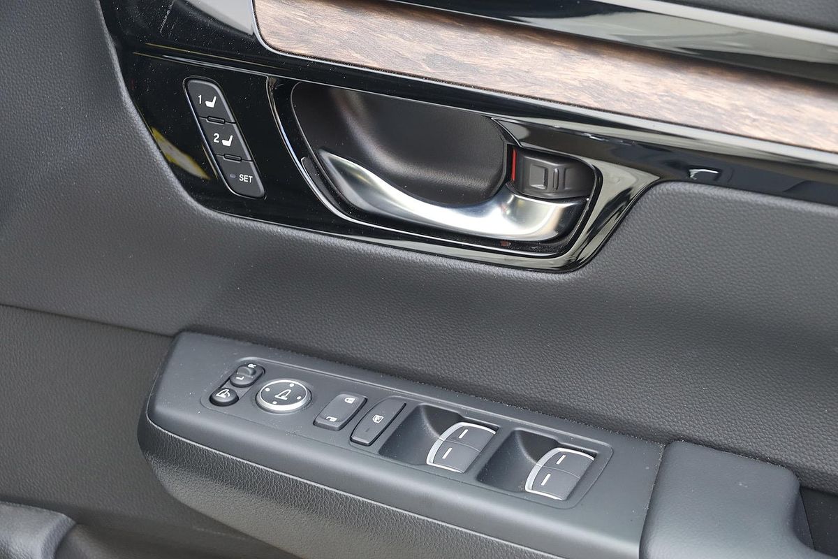 2024 Honda CR-V VTi LX RS