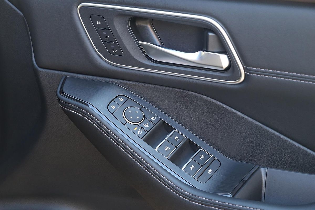 2025 Nissan X-TRAIL Ti-L T33