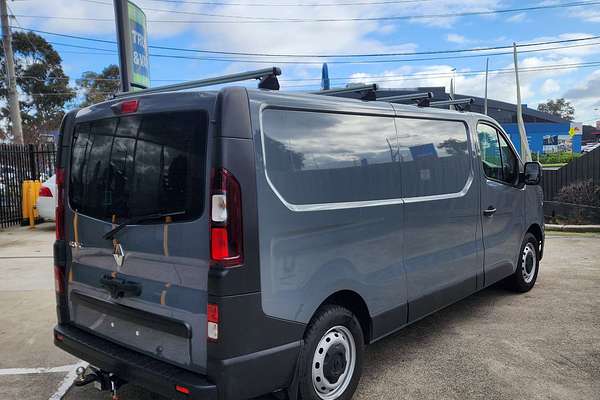 2023 Renault Trafic Pro X82 LWB