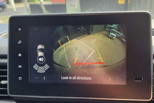 2023 Renault Trafic Pro X82 LWB
