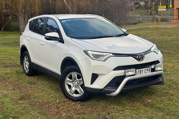 2017 Toyota RAV4 GX ASA44R