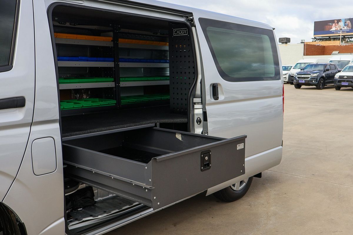 2017 Toyota Hiace KDH201R LWB