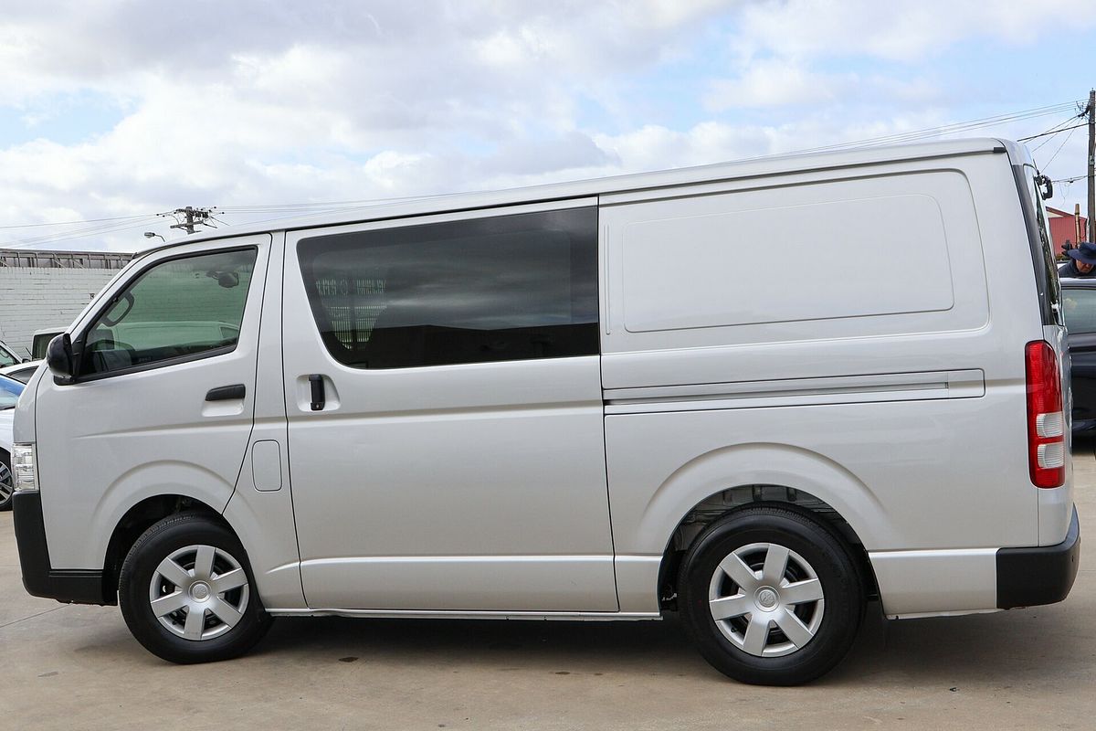 2017 Toyota Hiace KDH201R LWB