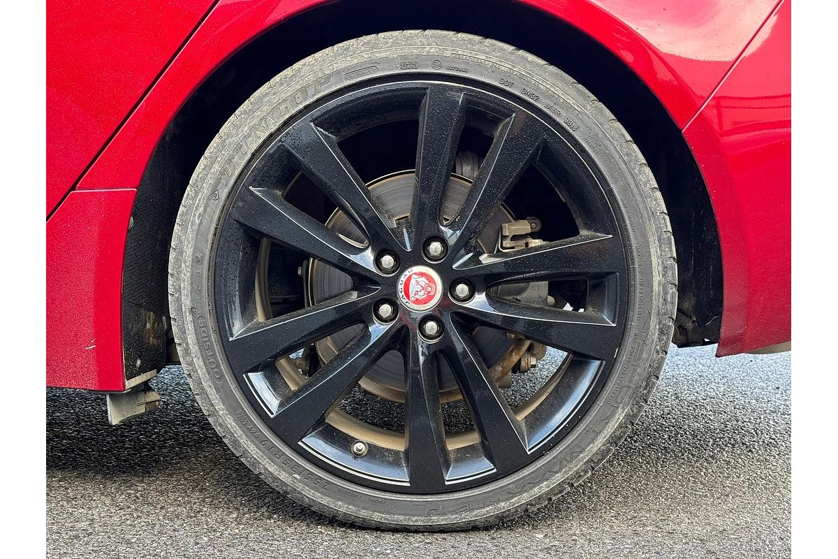 2016 Jaguar XE 20d R-Sport X760