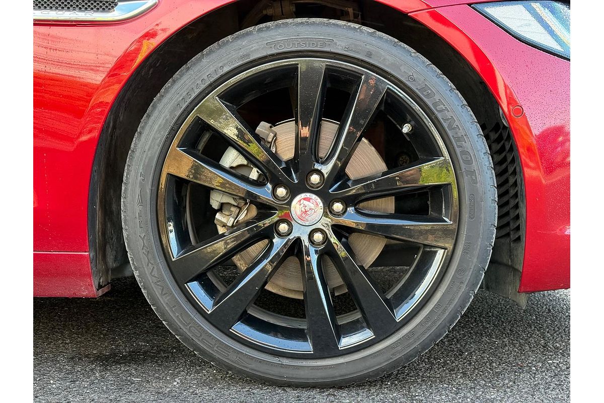 2016 Jaguar XE 20d R-Sport X760