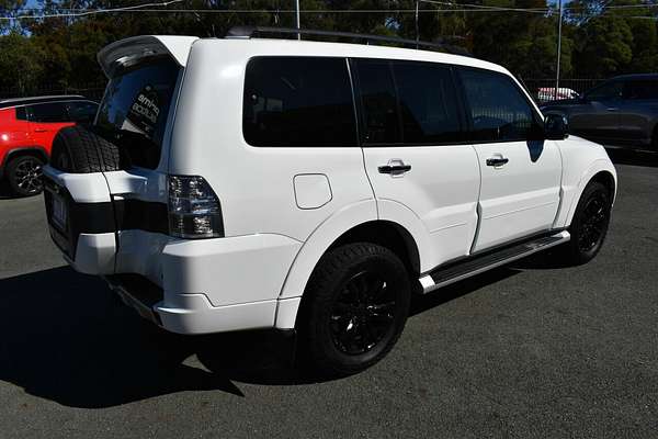 2015 Mitsubishi Pajero GLX NX