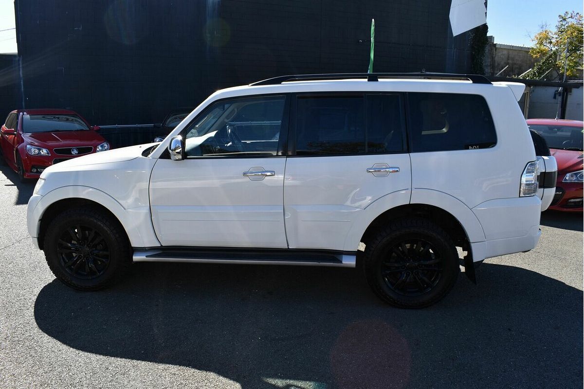 2015 Mitsubishi Pajero GLX NX