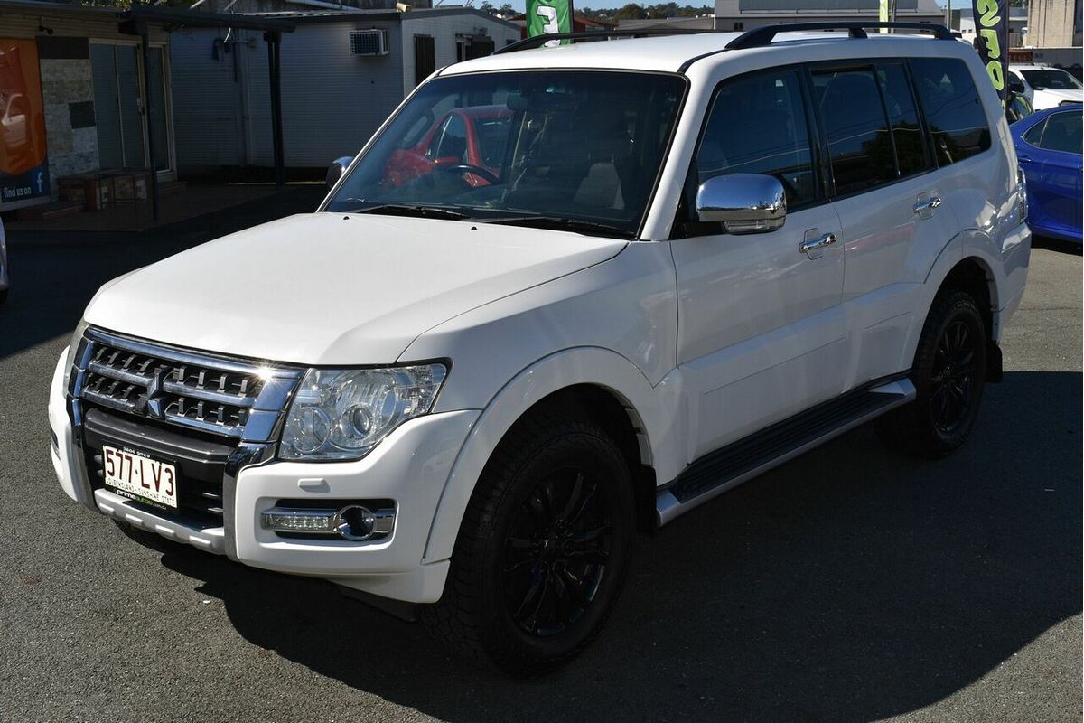 2015 Mitsubishi Pajero GLX NX