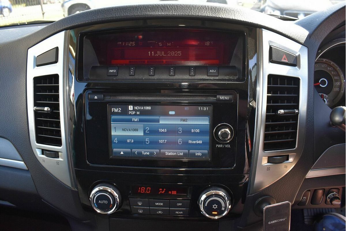 2015 Mitsubishi Pajero GLX NX