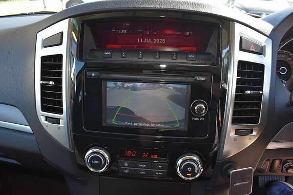 2015 Mitsubishi Pajero GLX NX