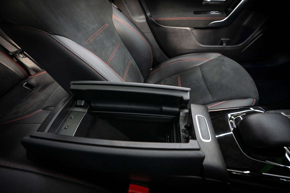 2022 Mercedes-Benz A-Class A250 V177